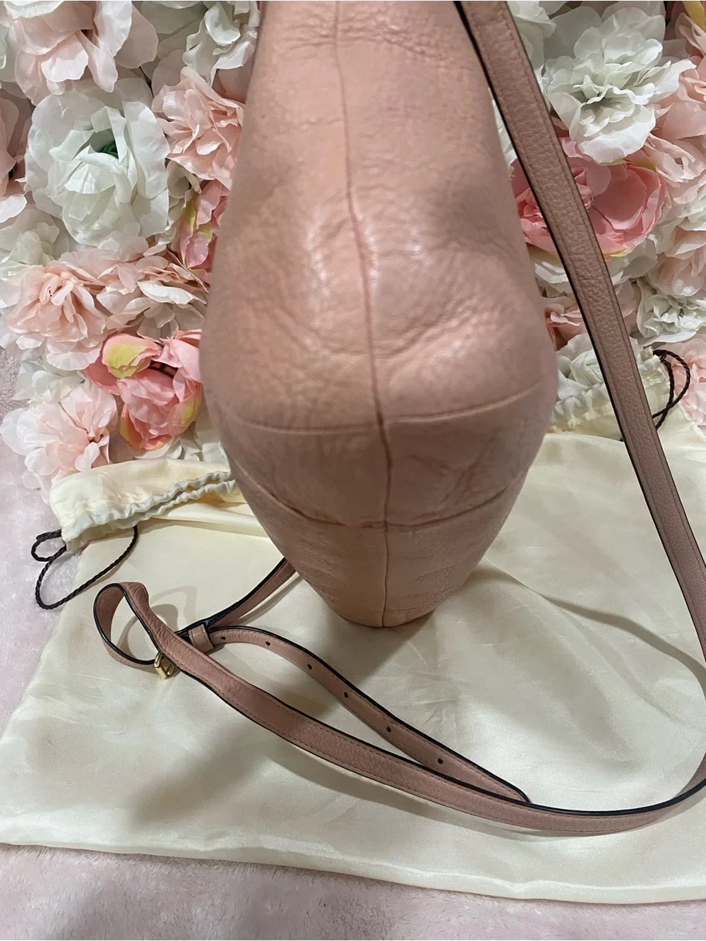 Coach East/West Isabelle Shoulder Bag